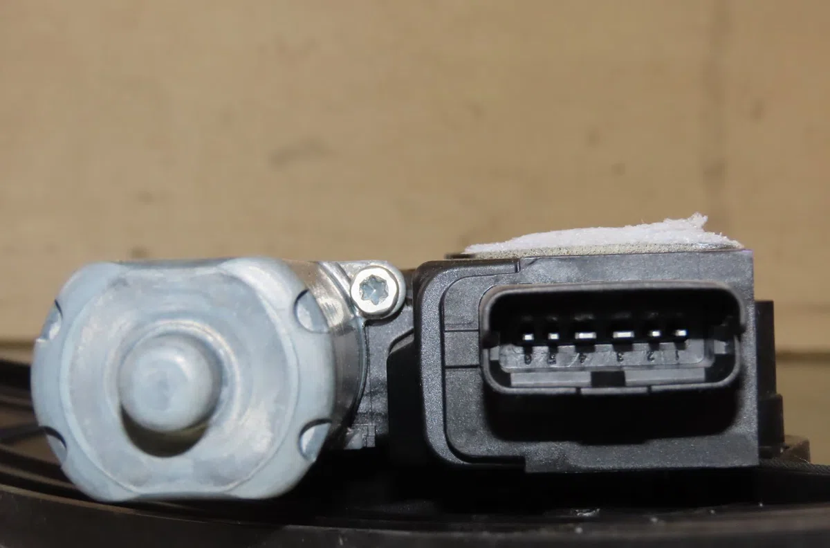 Mecanismemoteur leve-glace arg Peugeot 3008 SUV (MC_, MR_, MJ_, M4_) 1.2 thp- puretech 130 (mrhnsm, mrhnsu, mrhnsj, mrhn