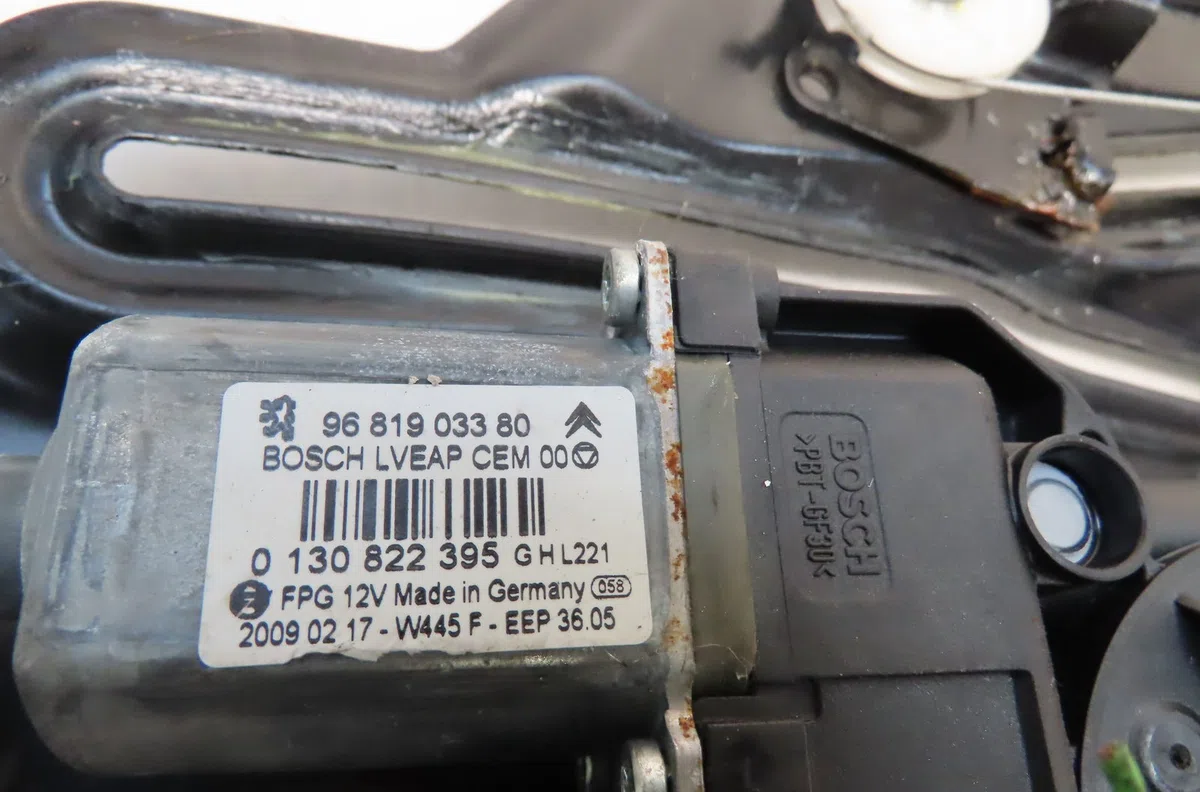 Mecanismemoteur leve-glace arg Peugeot 308 CC (4B_) 2.0 hdi (2009-2012) occasion