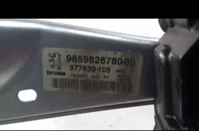 Mecanismemoteur leve-glace arg Peugeot 308 I (4A_, 4C_) 1.6 16v (2007-2014) 5 portes occasion