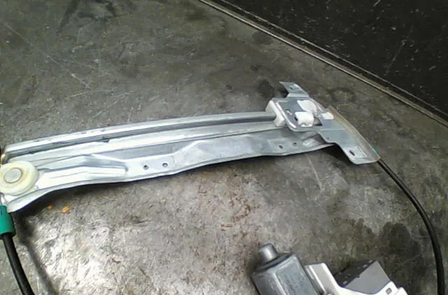 Mecanismemoteur leve-glace arg Peugeot 407 SW (6E_) 2.0 hdi (2008-2010) occasion