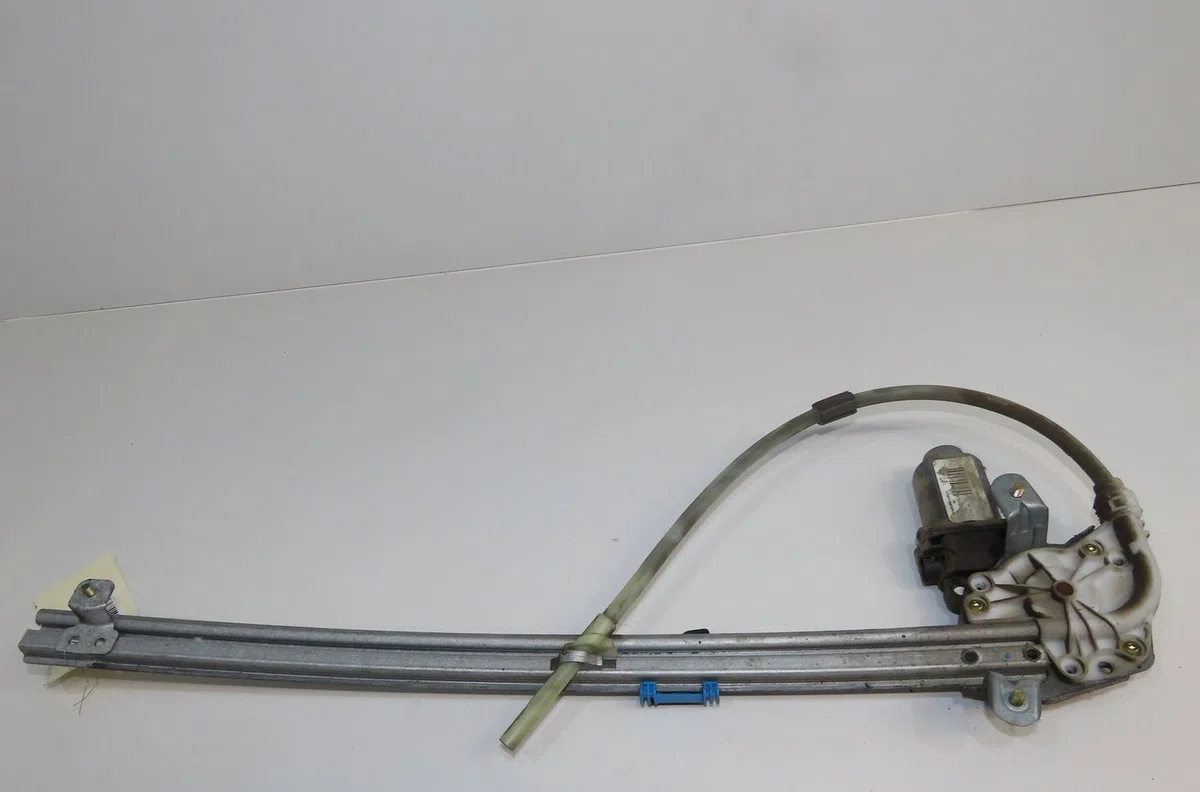 Mecanismemoteur leve-glace arg Renault ESPACE IV (JK0-1_) 1.9 dci (jk0u) (2003-2005) 5 portes occasion