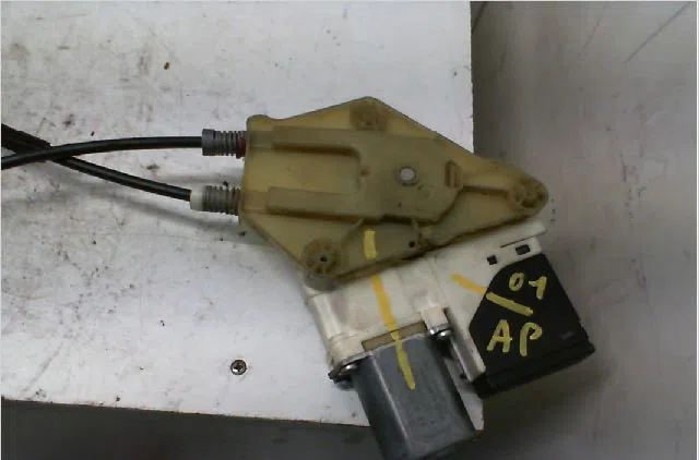 Mecanismemoteur leve-glace arg RENAULT MEGANE III MEGANE III Phase 1 BREAK 2009-06-01--2012-01-31 1.5 DCI 90ch occasion