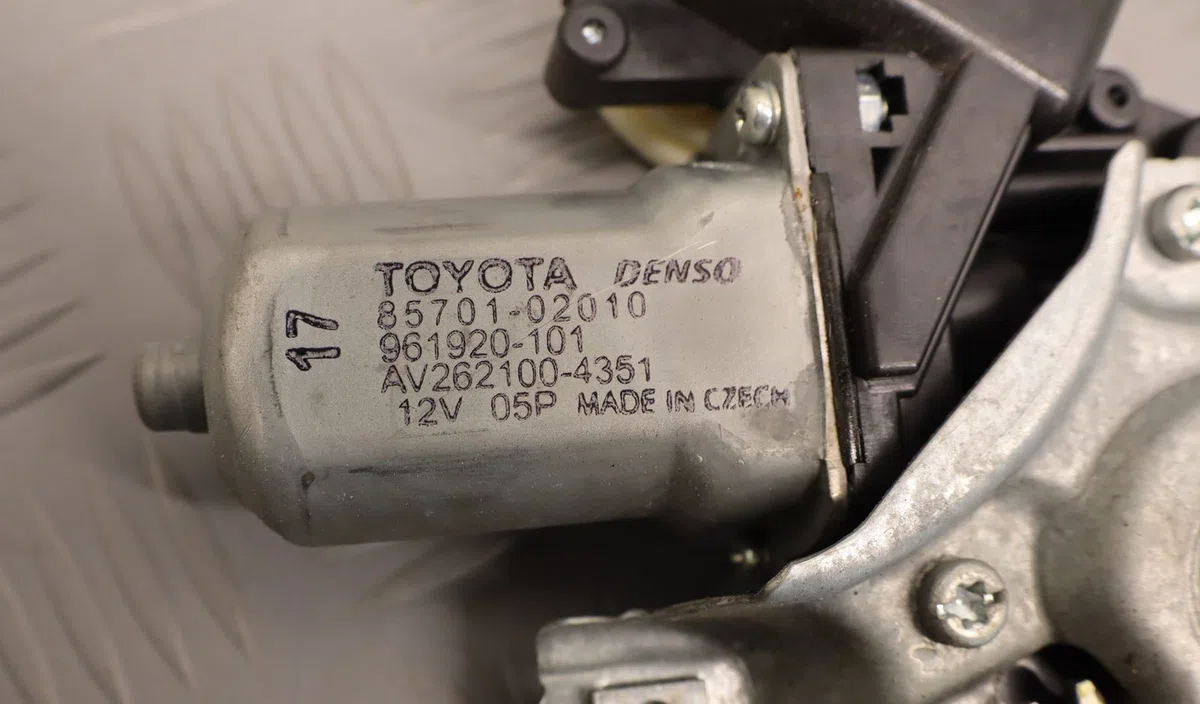 Mecanismemoteur leve-glace arg Toyota AURIS (_E15_) 2.0 d-4d (ade150_) (2006-2012) occasion
