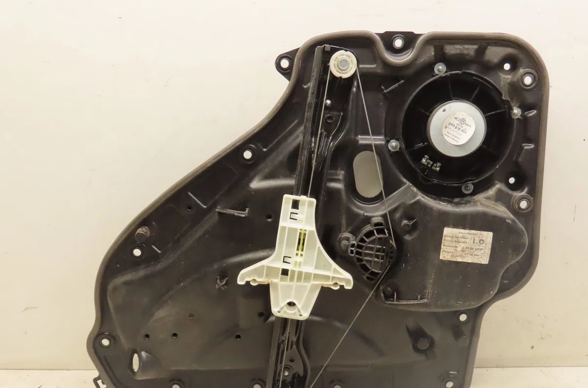 Mecanismemoteur leve-glace arg Volkswagen GOLF VI (5K1) 1.4 tsi (2008-2012) 5 portes occasion