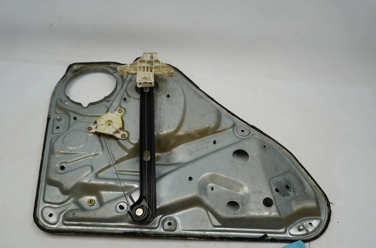 Mecanismemoteur leve-glace arg Volkswagen PASSAT B5 (3B2) 1.9 tdi (1996-2000) occasion