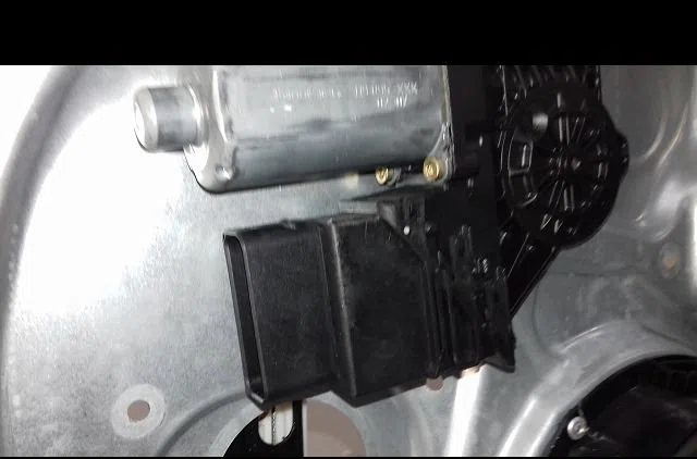 Mecanismemoteur leve-glace arg Volkswagen PASSAT B5.5 (3B3) 1.9 tdi (2000-2005) occasion