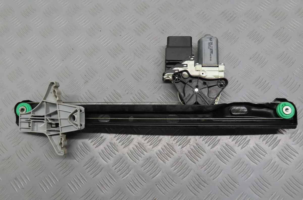 Mecanismemoteur leve-glace arg Volkswagen TIGUAN (5N_) 2.0 tdi (2008-2018) 5 portes occasion