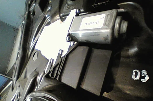 Mecanismemoteur leve-glace arg Volkswagen TIGUAN (5N_) 2.0 tdi 4motion (2007-2018) occasion