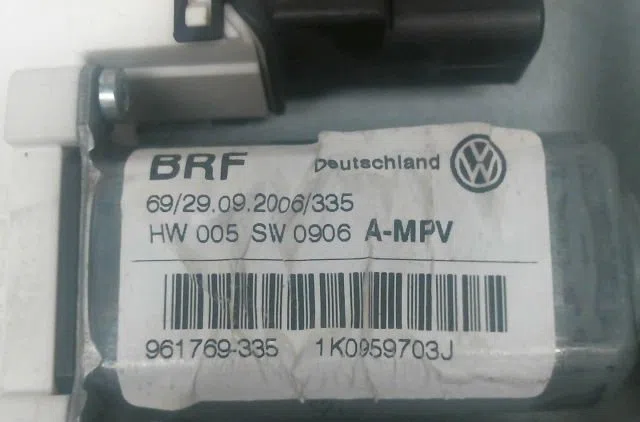 Mecanismemoteur leve-glace arg Volkswagen TOURAN (1T1, 1T2) 2.0 tdi 16v (2003-2010) 5 portes occasion