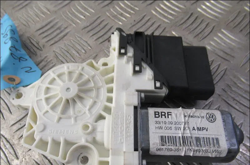 Mecanismemoteur leve-glace arg Volkswagen TOURAN (1T1, 1T2) 2.0 tdi 16v (2003-2010) 5 portes occasion