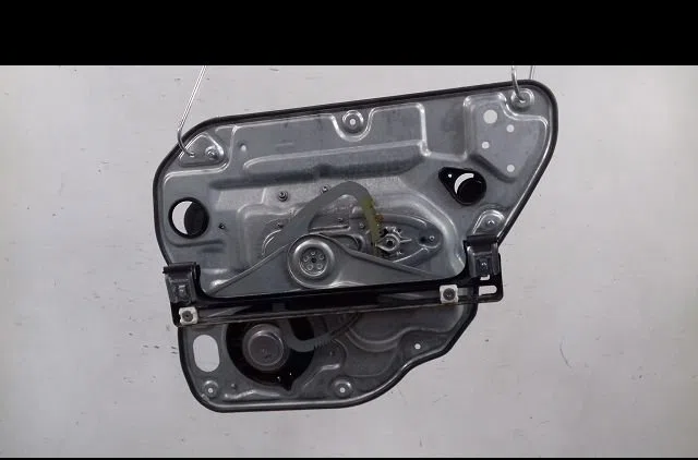 Mecanismemoteur leve-glace arg Volvo V50 (545) D2 (2010-2012) occasion