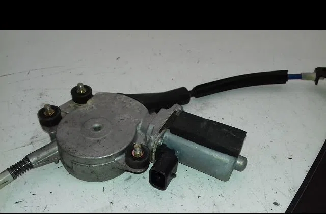 Mecanismemoteur leve-glace avg Alfa romeo 147 (937_) 1.6 16v t.spark eco (937.axa1a, 937.bxa1a) (2001-2010) occasion