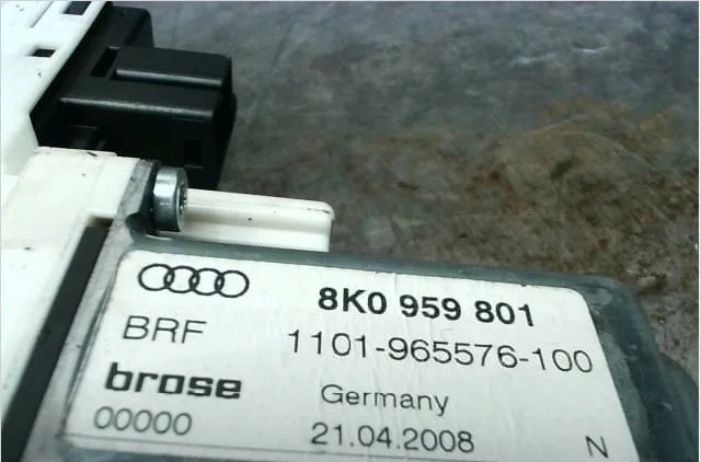 Mecanismemoteur leve-glace avg Audi A4 B8 Avant (8K5) 2.0 tdi (2008-2015) occasion
