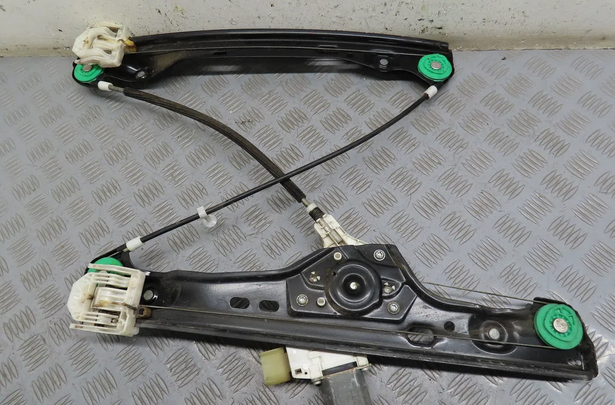 Mecanismemoteur leve-glace avg Bmw 3 (E90) 325 d (2006-2010) occasion