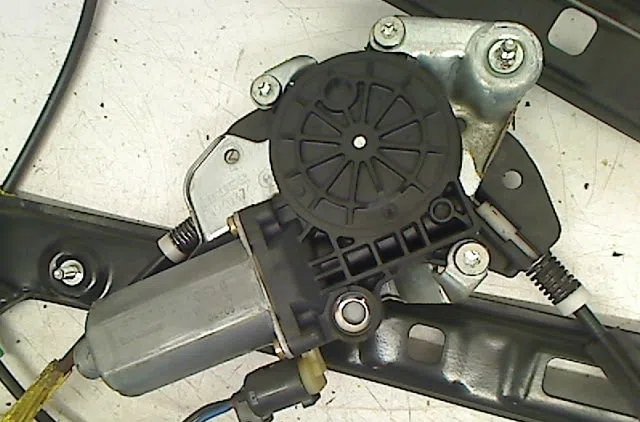 Mecanismemoteur leve-glace avg Bmw 3 Touring (E46) 320 d (2000-2001) occasion