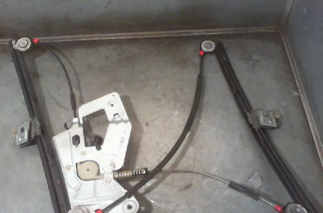 Mecanismemoteur leve-glace avg Bmw 5 (E60) 520 i (2003-2010) occasion