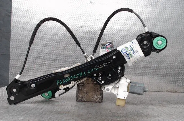 Mecanismemoteur leve-glace avg BMW SERIE 1 E87  SERIE 1 E87 PHASE 1 occasion