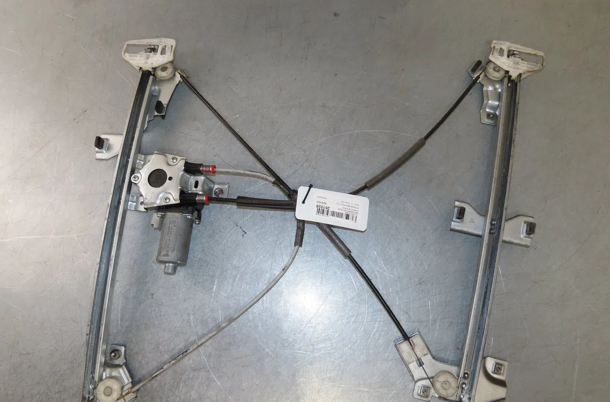 Mecanismemoteur leve-glace avg Citroen BERLINGO - BERLINGO FIRST Monospace (MF_, GJK_, GFK_) 2.0 hdi 90 (mfrhy) (1999-20
