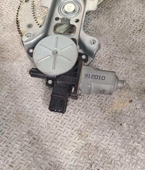 Mecanismemoteur leve-glace avg Citroen C-CROSSER (VU_, VV_) 2.2 hdi (2007-2012) 5 portes occasion