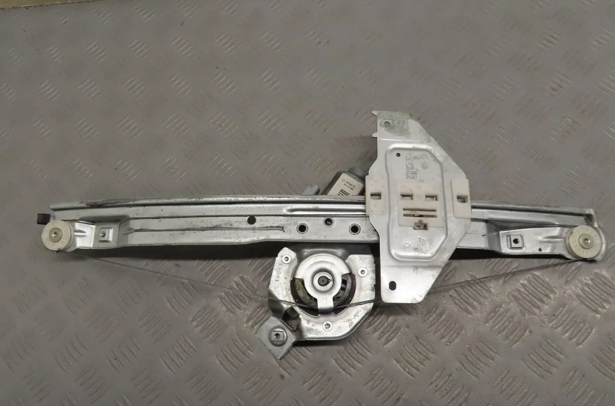 Mecanismemoteur leve-glace avg Citroen C3 II (SC_) 1.0 vti 68 (2012) 5 portes occasion