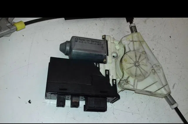 Mecanismemoteur leve-glace avg Citroën C5 I (DC_) 2.0 hdi (dcrhzb, dcrhze) (2001-2004) 5 portes occasion