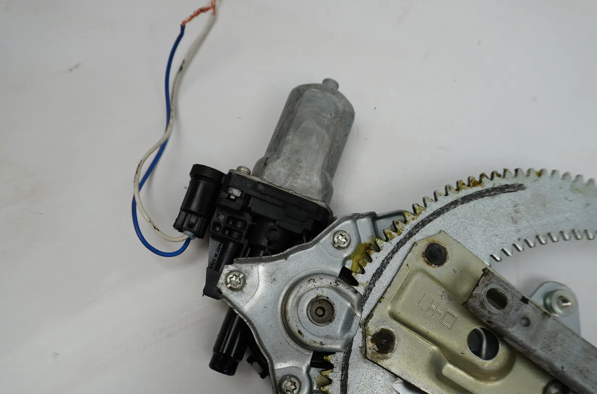 Mecanismemoteur leve-glace avg Daihatsu SIRION (M3_) 1.0 (2005-2013) occasion
