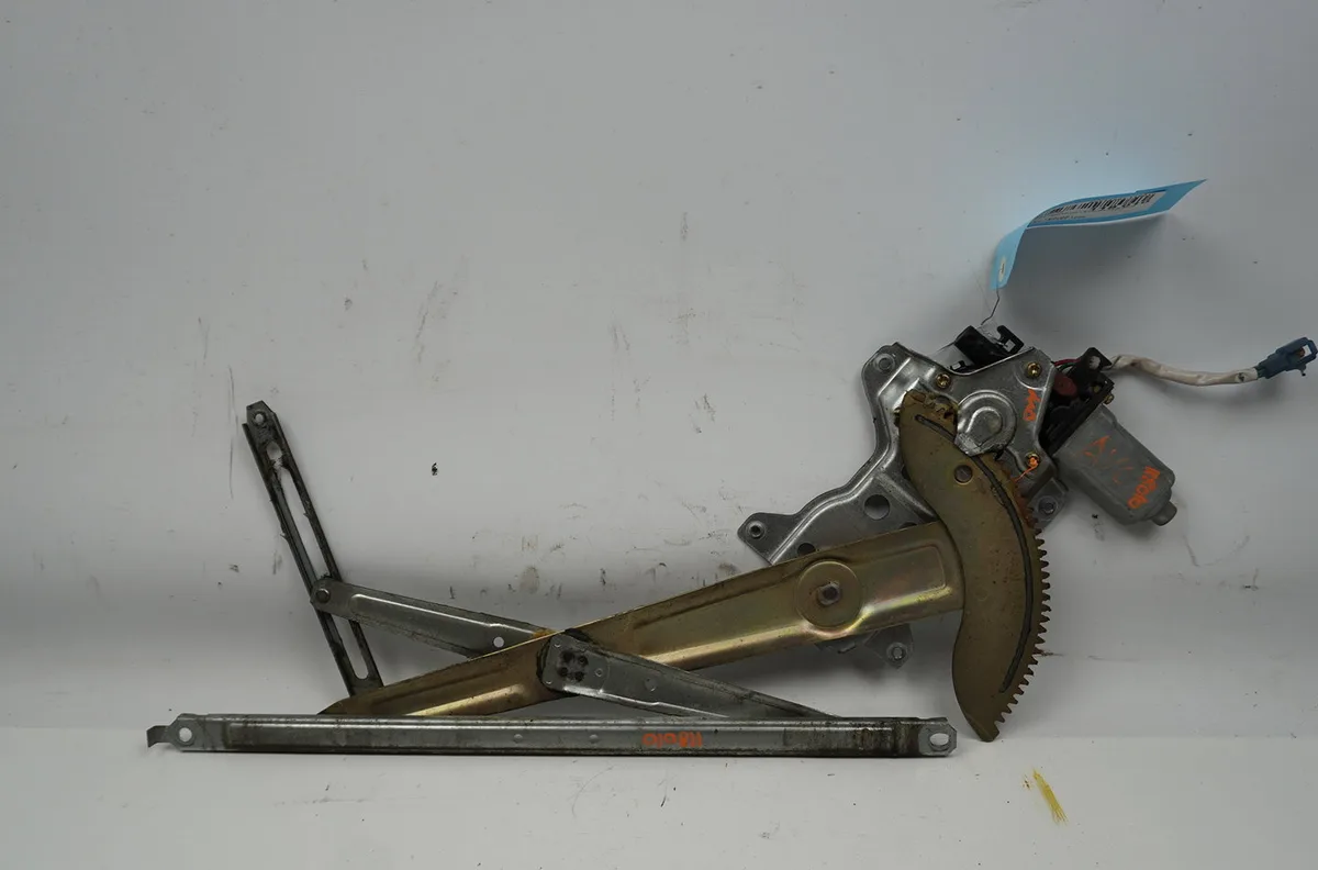 Mecanismemoteur leve-glace avg Daihatsu TERIOS (J1_) 1.3 4wd (j100) (1997-2000) 5 portes occasion