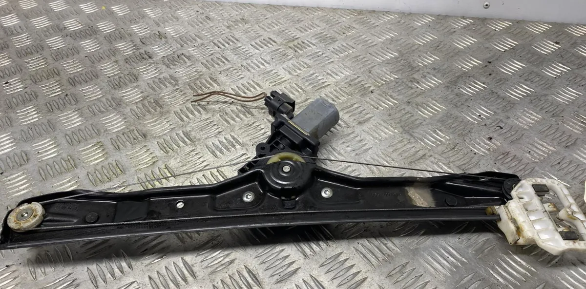 Mecanismemoteur leve-glace avg FIAT PANDA 3 PHASE 2 occasion