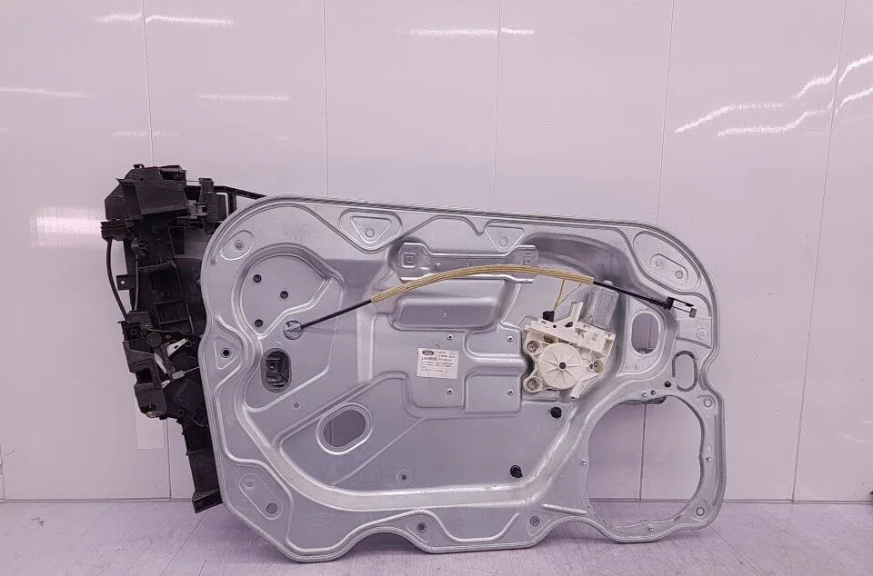 Mecanismemoteur leve-glace avg FORD C-MAX 1 PHASE 1 occasion