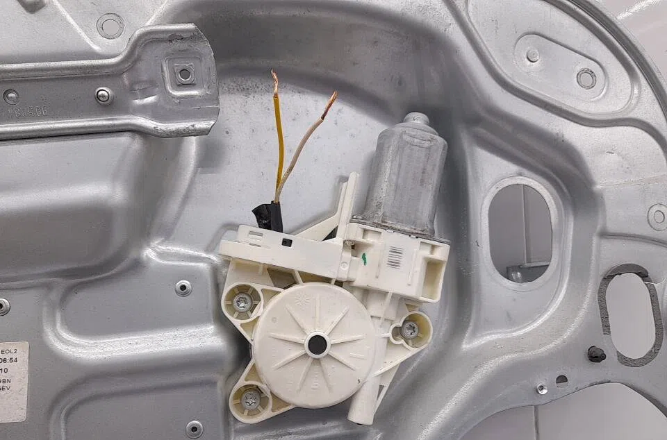 Mecanismemoteur leve-glace avg FORD C-MAX 1 PHASE 1 occasion
