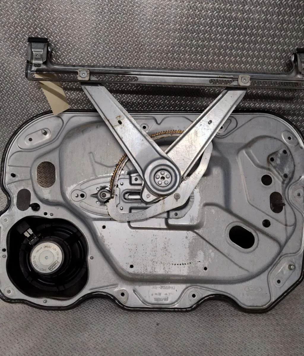 Mecanismemoteur leve-glace avg Ford C-MAX (DM2) 1.8 tdci (2007-2010) 5 portes occasion