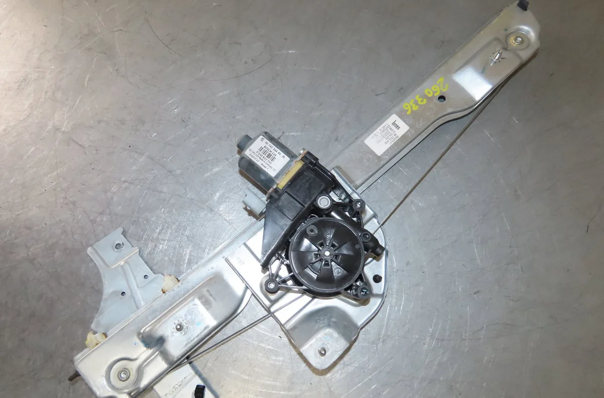 Mecanismemoteur leve-glace avg Ford FIESTA VI (CB1, CCN) 1.6 tdci (2008-2012) occasion