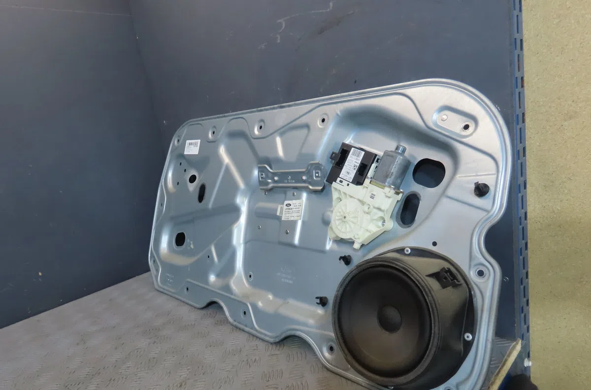 Mecanismemoteur leve-glace avg Ford FOCUS II (DA_, HCP, DP) 2.0 tdci (2004-2008) occasion