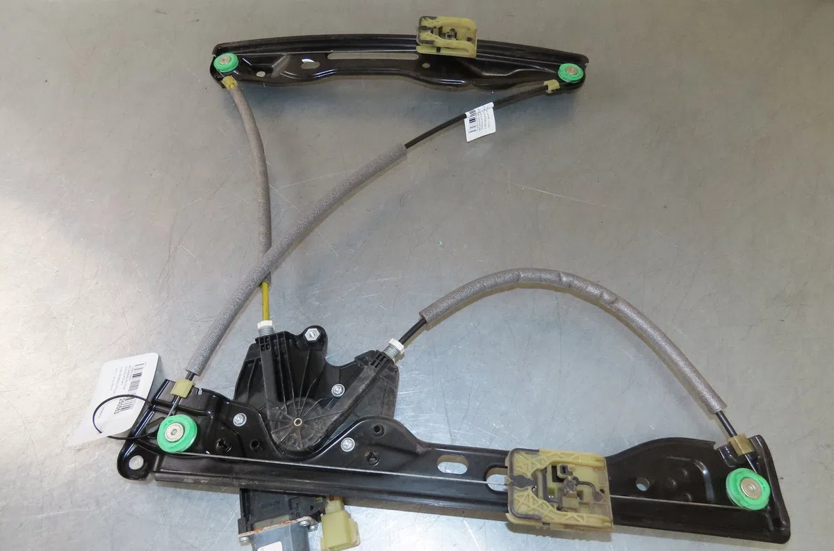Mecanismemoteur leve-glace avg Ford MONDEO V 3-5 portes (CE) 1.5 tdci (2015) occasion