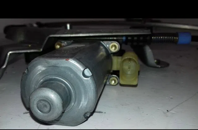 Mecanismemoteur leve-glace avg Ford TOURNEO CONNECT 1.8 tdci (2002-2013) occasion