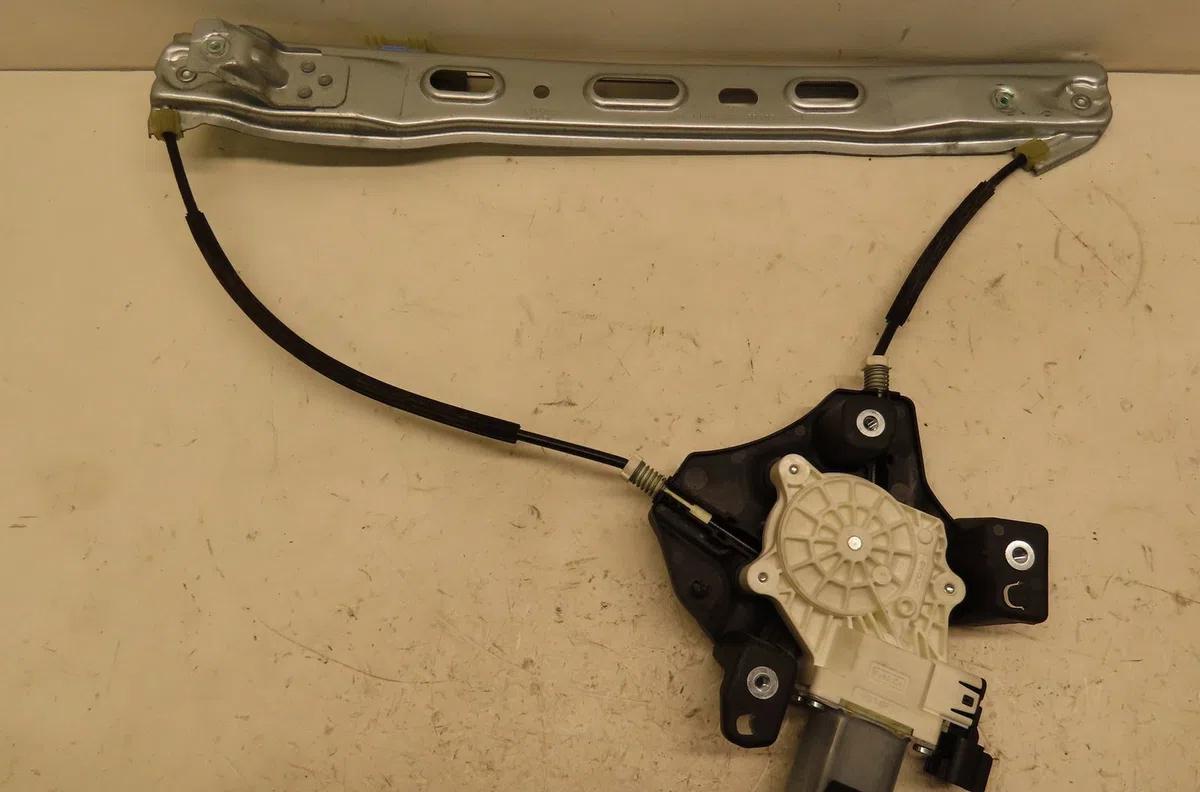 Mecanismemoteur leve-glace avg Ford TRANSIT CONNECT Monospace 1.5 tdci (2015) occasion