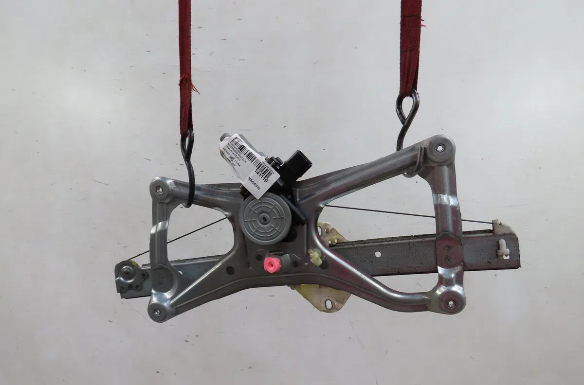 Mecanismemoteur leve-glace avg Honda CIVIC VIII A trois volumes (FD, FA) 1.3 ima (fa3, fd3) (2006) occasion