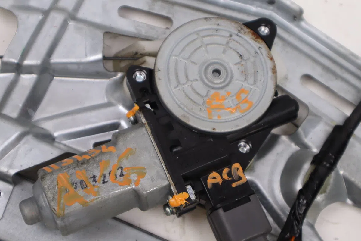 Mecanismemoteur leve-glace avg Honda CIVIC VIII Hatchback (FN, FK) 1.8 (fn1, fk2) (2005) occasion