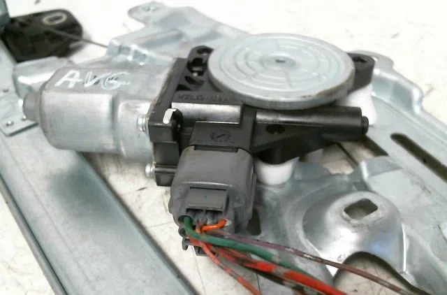 Mecanismemoteur leve-glace avg Honda CIVIC VIII Hatchback (FN, FK) 2.2 ctdi (fk3) (2005) 5 portes occasion
