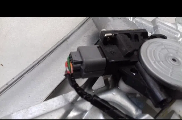 Mecanismemoteur leve-glace avg Honda CIVIC VIII Hatchback (FN, FK) 2.2 ctdi (fk3) (2005) 5 portes occasion