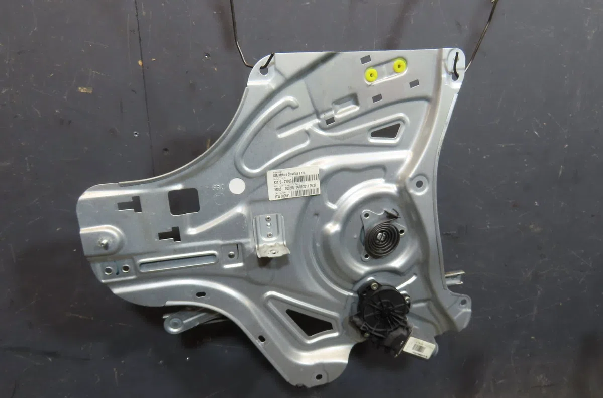 Mecanismemoteur leve-glace avg Hyundai Ix35 (LM, EL, ELH) 1.7 crdi (2010) 5 portes occasion