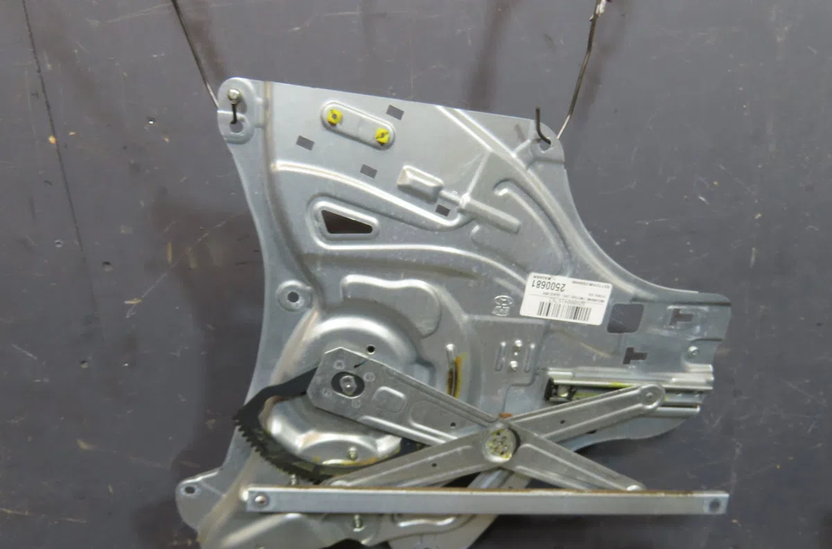 Mecanismemoteur leve-glace avg Hyundai Ix35 (LM, EL, ELH) 1.7 crdi (2010) 5 portes occasion