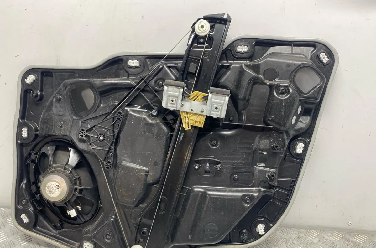 Mecanismemoteur leve-glace avg JEEP RENEGADE PHASE 2 occasion