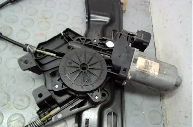 Mecanismemoteur leve-glace avg Land rover RANGE ROVER EVOQUE (L538) 2.2 d 4x4 (2011-2019) occasion