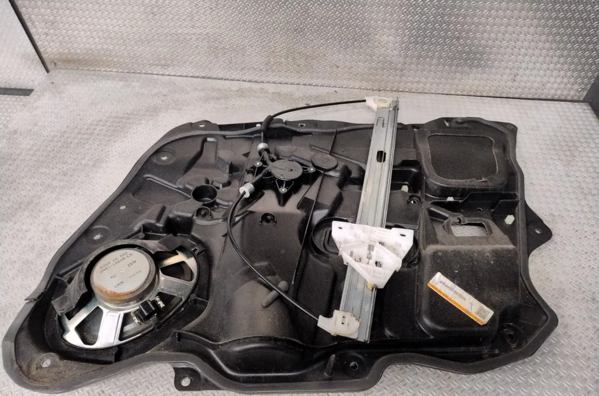 Mecanismemoteur leve-glace avg Mazda 3 (BK) 1.6 di turbo (2004-2009) occasion
