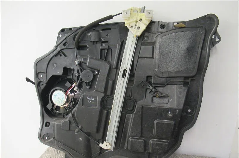 Mecanismemoteur leve-glace avg Mazda 5 (CR19) 2.0 cd (cr19) (2005-2010) occasion