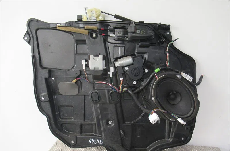Mecanismemoteur leve-glace avg Mazda 5 (CR19) 2.0 cd (cr19) (2005-2010) occasion