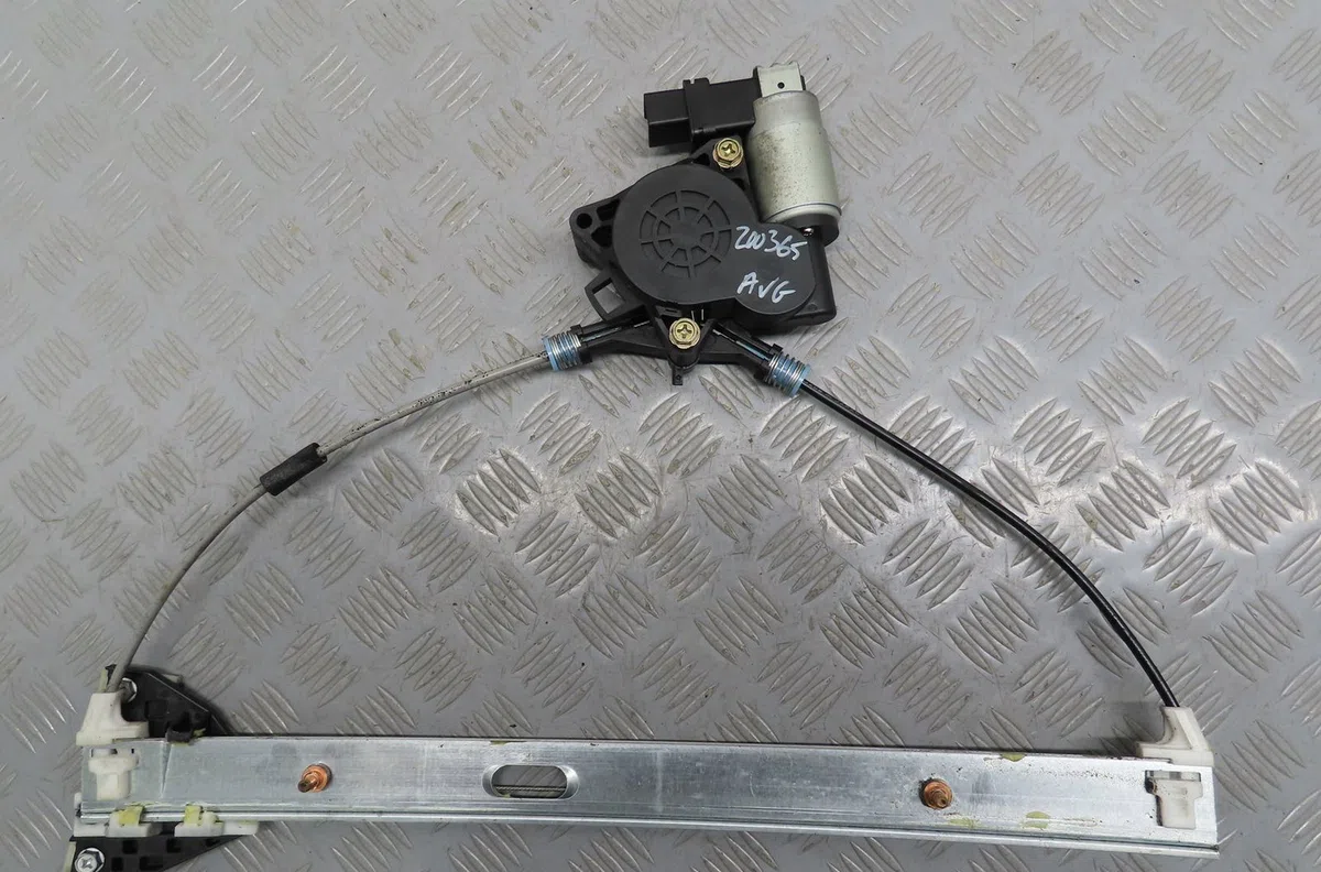 Mecanismemoteur leve-glace avg Mazda 6 Hatchback (GG) 2.0 (gges) (2002-2007) occasion
