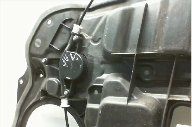Mecanismemoteur leve-glace avg MAZDA MAZDA 2 II MAZDA 2 II Phase 1 2007-09-01--2011-02-28 1.4 MZ-CD 68ch occasion