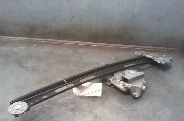 Mecanismemoteur leve-glace avg Mercedes-benz CLASSE A (W168) A 170 cdi (168.009, 168.109) (2001-2004) occasion